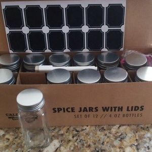 🌺SOLD🌺New 12 piece 4 oz. spice jars